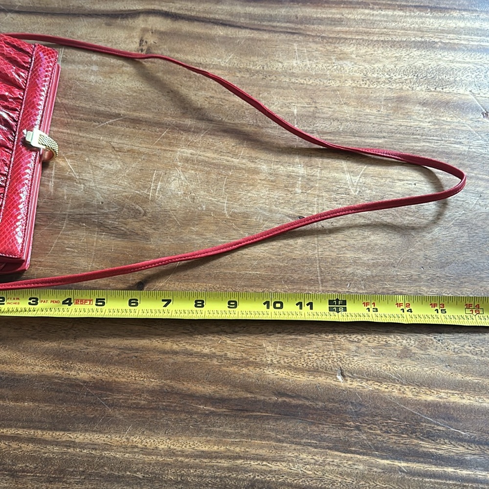 Beautiful Red Snakeskin Purse - Picture 6 of 8